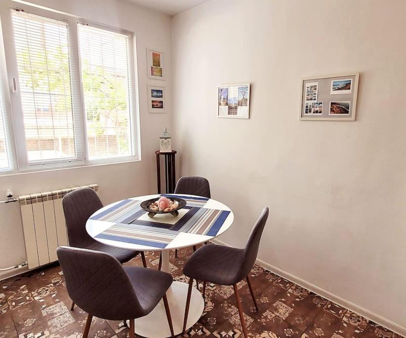 Plovdiv Top Center 2 Bdrm Apartment, 5Min From Central Square & Garden, Free Parking Εξωτερικό φωτογραφία